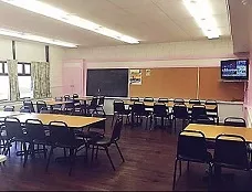 学校餐厅.jpg